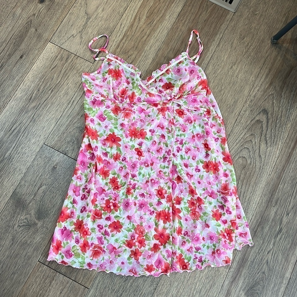 MORGAN TAYLOR INTIMATES | floral wrap front chemise, size medium